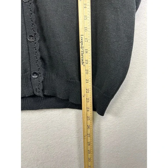 Vintage Southern Lady Black Embroidered Floral V Neck Button Front‎ Knit Vest 1X - Picture 6 of 9